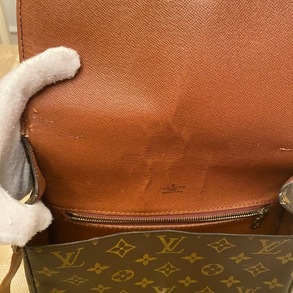 Louis Vuitton St Cloud medium sizeCrossbody bag - Picture 4 of 13